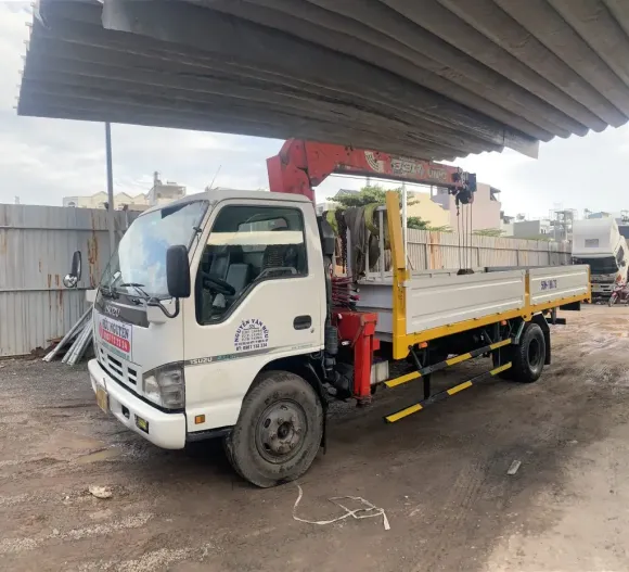 Bảng Tải Xe Cẩu 3.5 Tấn & Cách Đọc Load Chart Tránh Quá Tải