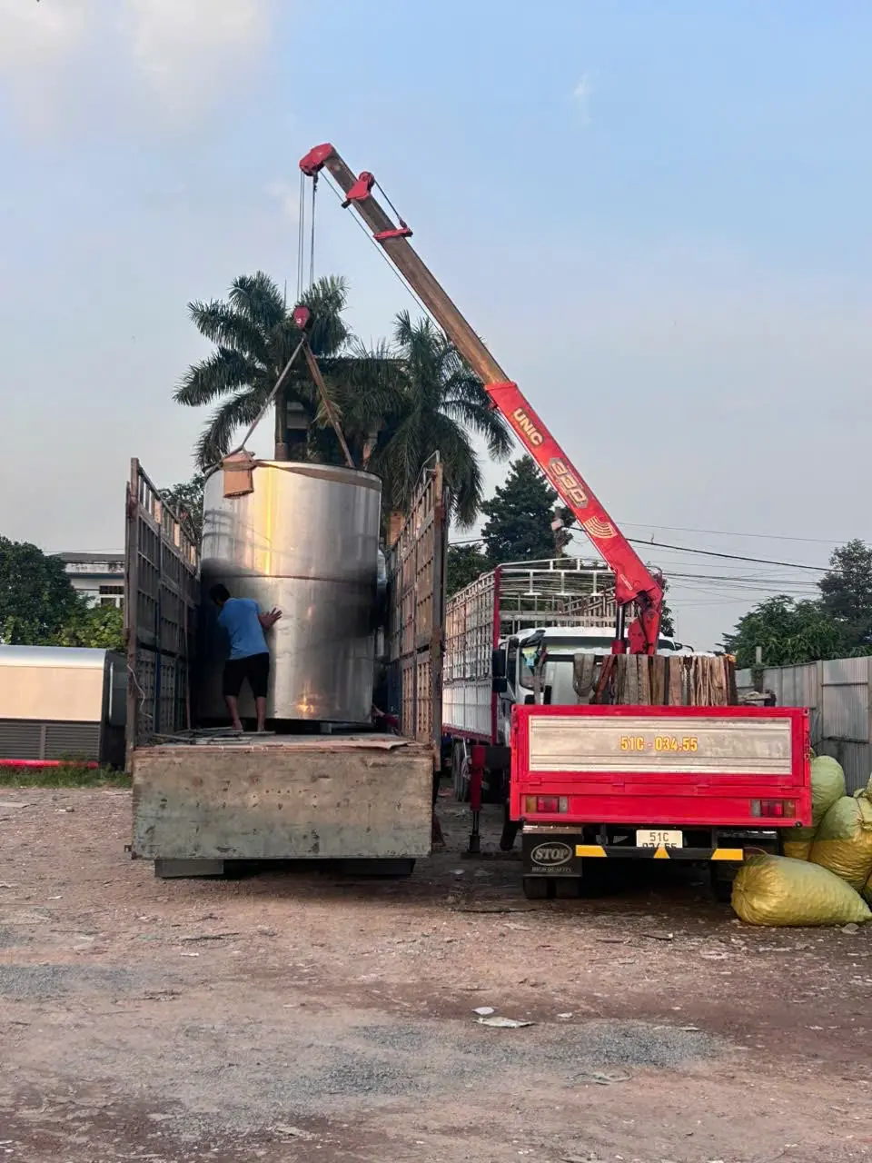 CHO THUÊ XE CẨU HCM